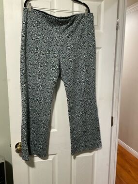 Anthropologie Straight-Leg Pants in Teal and Black Floral Print